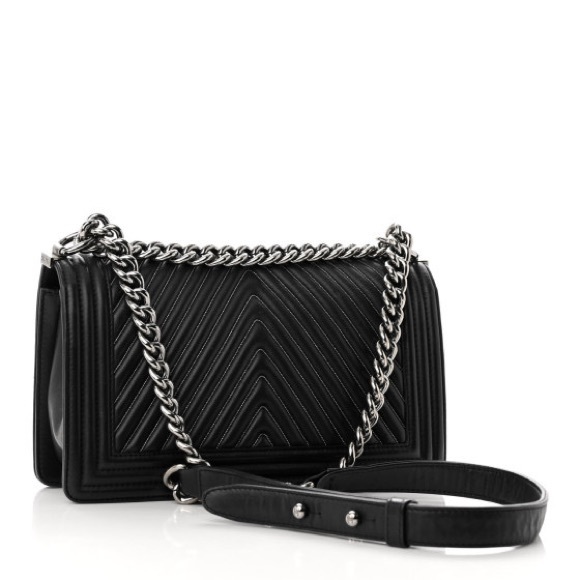 Calfskin Chevron Quilted Medium Chain Boy Flap Black - Picture 7 of 15